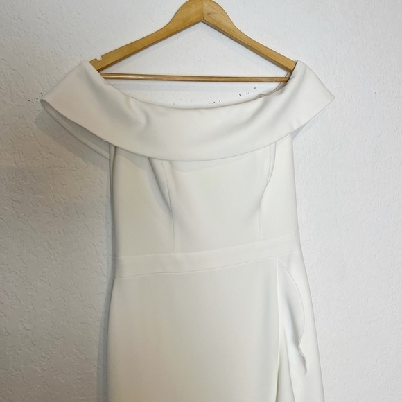 AQUA Scuba Crepe Off-the-Shoulder Midi Dress - Picture 3 of 11